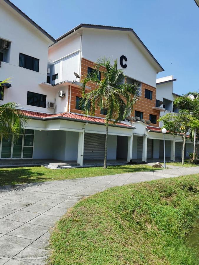 C 13 Lot 10 Pangkor Leisure Beach Studio بانكور المظهر الخارجي الصورة